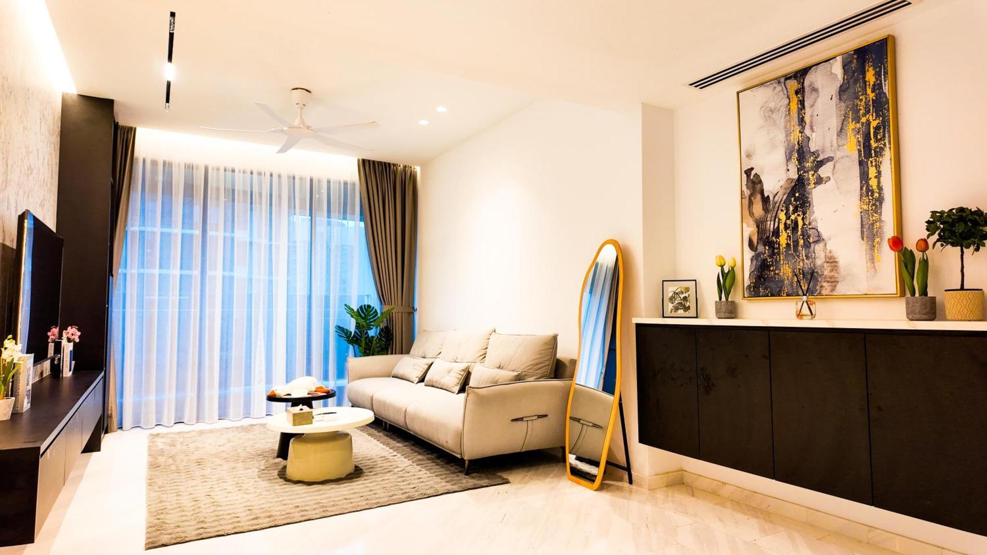 Eaton Residence Klcc - Royal Home — Photos 3